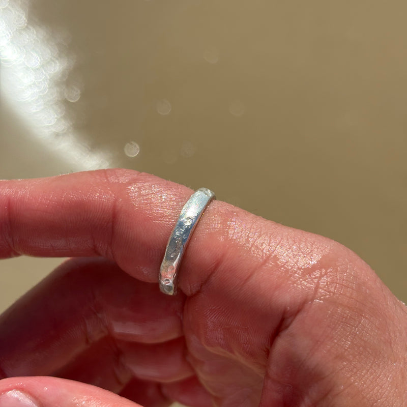 Rough cut ring